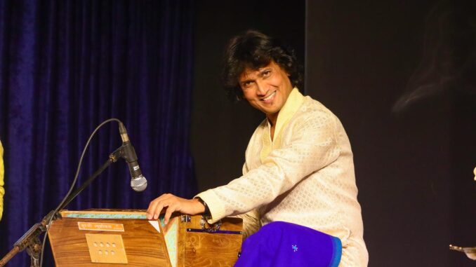 santosh portada